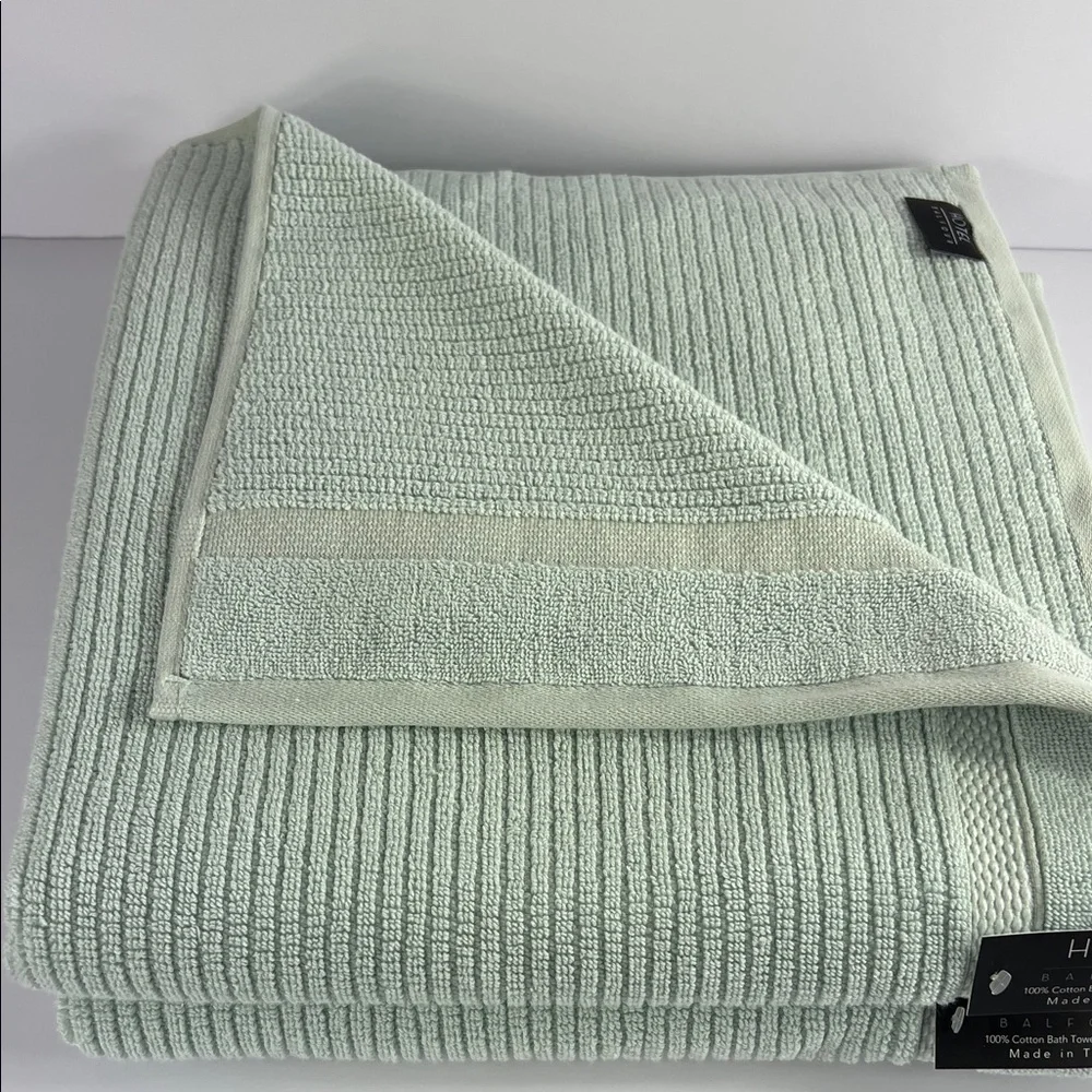 Hotel Balfour Bath Towels Light Green Soft Ribbed Turkish Cotton Set of 2 NEW